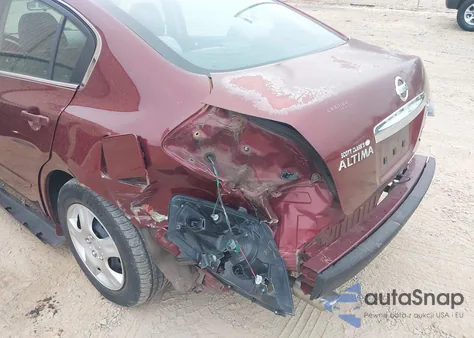 2010 Nissan Altima 2.5 S from USA, damaged, VIN 1N4AL2AP3AN404858